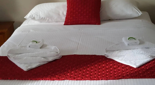 Midland Caravan Park, Rezervați Hotel Midland Swan Valley