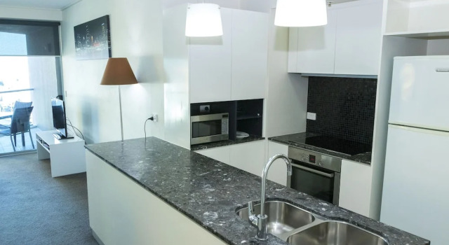 Апартаменты c 1 комнатой с балконом и с видом на город Evolution Apartments