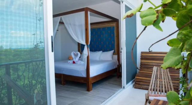 Oceanview Luxury Suite Steps from Quinta Avenida Balcony Infinity pool HMoon, Rezerwuj Apartament Playa del Carmen Quintana Roo