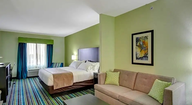 Люкс Holiday Inn Express & Suites Carrizo Springs by IHG