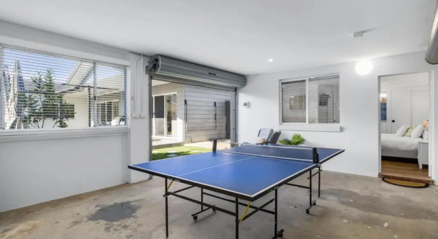 Sea Pine Cottage and Studio - Beach & village central, Family, Sleeps 8, Забронировать Отель Сотелл Coffs Coast