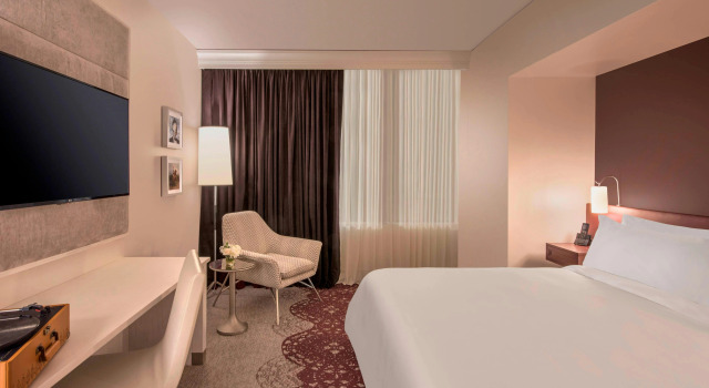 The Elizabeth Hotel, Autograph Collection