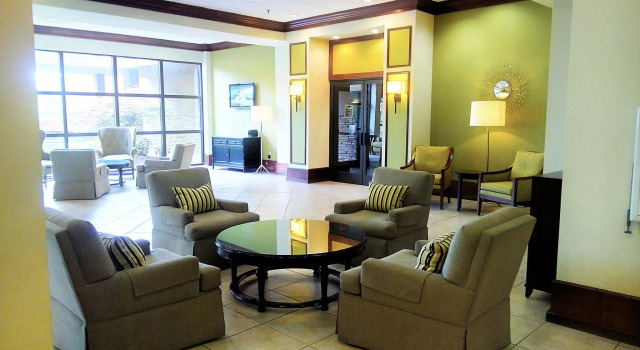 Четырёхместный номер Standard Delta Hotels by Marriott Bristol