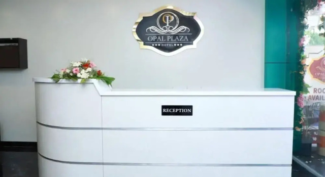 Hotel opal plaza executive, Забронировать Отель Отели штата Махараштры 3 звезды, 3*