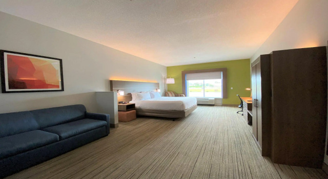 Двухместный люкс Holiday Inn Express & Suites Somerset Central by IHG