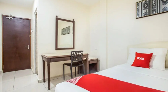 Oyo 89444 Sam Hotel
