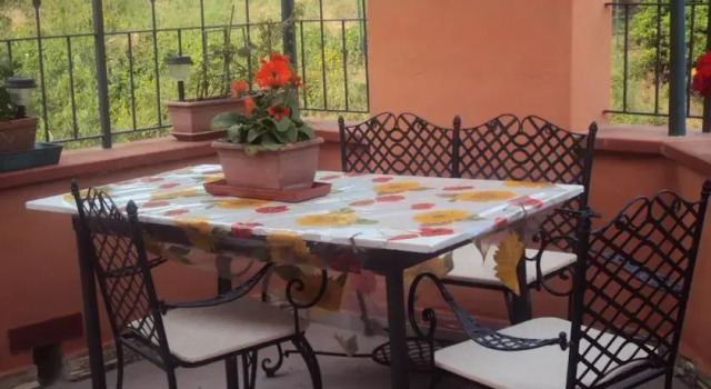 Agriturismo "PAPA NICOLETTA", Book Hotel Calci Toscana