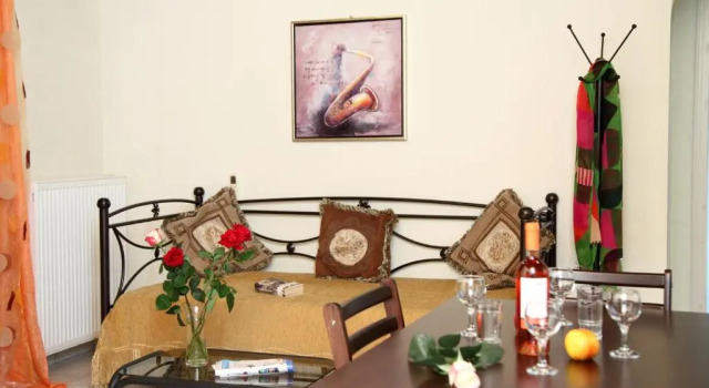 Apartments Avra