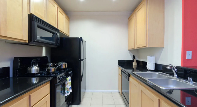 Deluxe Wilshire Apartments, Забронировать Апартаменты/квартира Отели Лос-Анджелеса с бассейном, рядом с Dorothy Chandler Pavilion, Бассейн