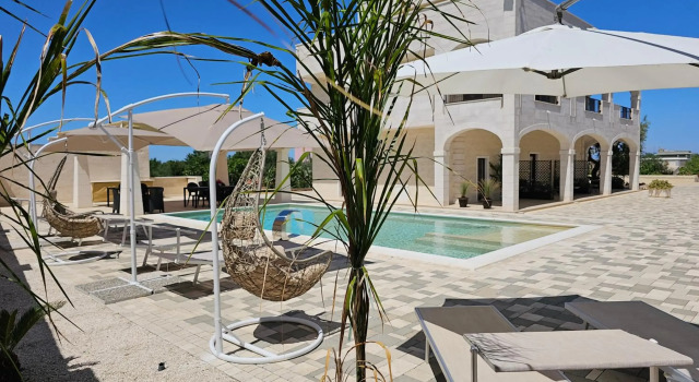 White Stone, Book Hotel Hotels in Fasano Area with a Pool, Swimming Pool