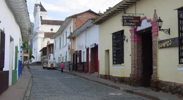Casa Hotel Guaracú, Book Hotel Santa Fe de Antioquia Antioquia