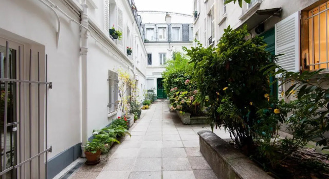 Luxury and Comfort Studio Porte Maillot, Забронировать Отель Париж Иль-де-Франс