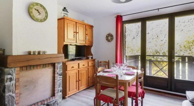 Appartement Esquièze-Sère, 3 pièces, 6 personnes - FR-1-402-70, Rezerwuj Apartament Esquieze-Sere Langwedocja-Roussillon