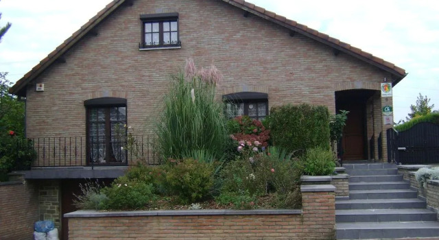 B&B Le Castillon, Varaa Bed and Breakfast La Louviere 