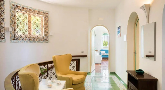 RICCIO Apartment by the sea - Sorrento Coast, Rezervovat Apartmán San Montano Itálie