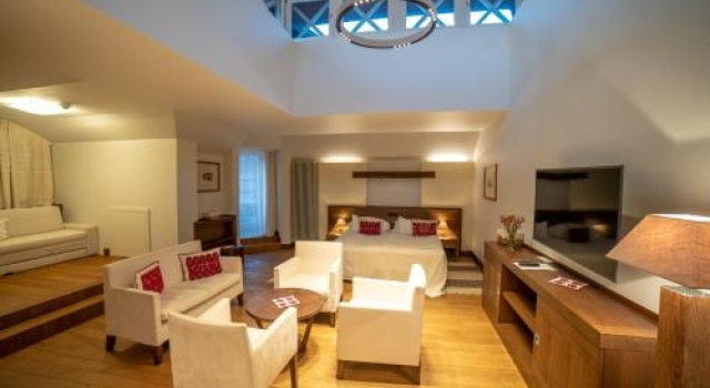 Hotel Pacsirta, Book Hotel Sovata Mureş