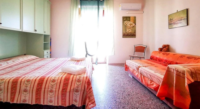 Stunning Apartment in Alghero With 3 Bedrooms, Забронировать Апартаменты/квартира Отели Альгеро с парковкой, Парковка