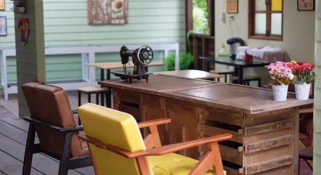 RoomQuest Amphawa Floating Market, Забронировать Отель Отели Ампхава с завтраком, рядом с Amphawa-Chaipattananurak Conservation Project, Завтраки