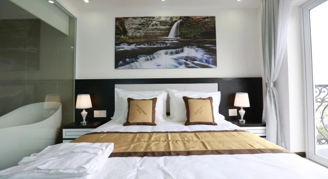 Двухместный номер Premier Golden Dragon Hotel
