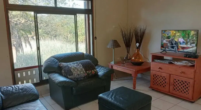 Tranquil Beach House in Southbroom Are, Marina Beach, With Stunning Lagoon Views, Забронировать Дом для отпуска Саутбрум Durban South Coast