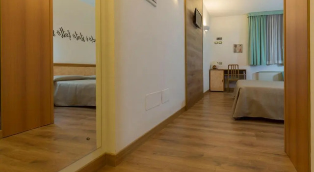 Трёхместный номер Standard Hotel Tre Ville