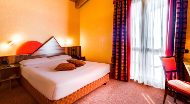 La Villa, Sure Hotel Collection by Best Western