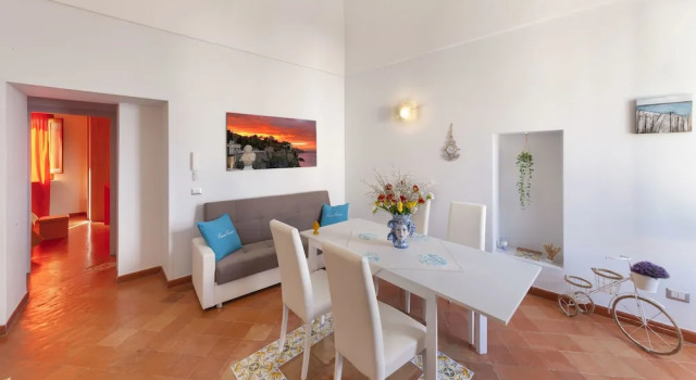 B&B Casa Cesare Sorrento Coast, Забронировать Отель «постель и завтрак» Отели Меты с парковкой, Парковка