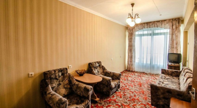 Rodina (Gaspra), Rezervovat Hotel Gaspra 