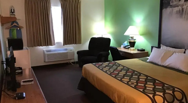 Номер Standard Super 8 by Wyndham Rexburg