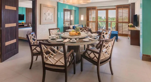 Люкс Presidential Henann Resort Alona Beach