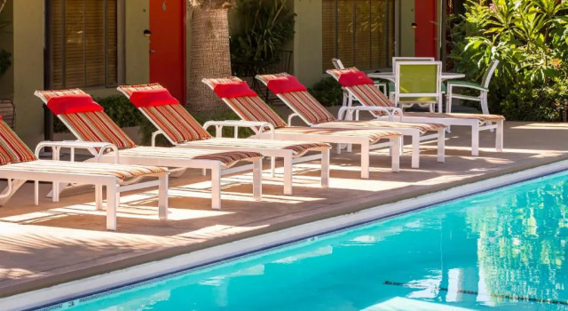 Номер Standard Desert Riviera Hotel