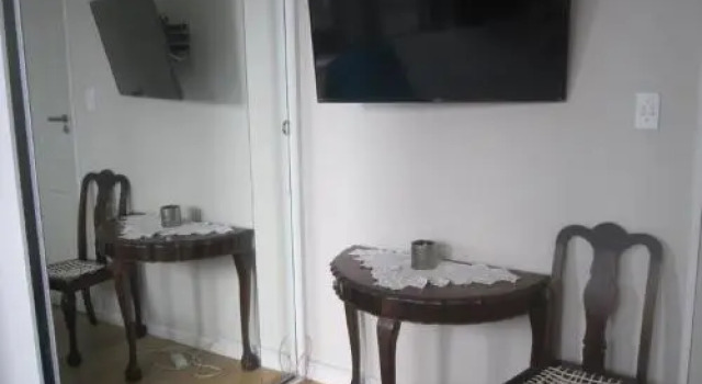20 belladonna avenue Vredehoek Cape town, Забронировать Отель Отели Cape Peninsula с бассейном, Бассейн