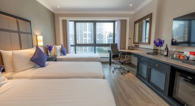 Трёхместный номер Deluxe NH Bangkok Sukhumvit Boulevard
