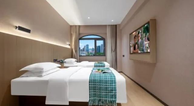 Семейный люкс Haojing Garden Hotel (Lianyungang Suning Plaza Pedestrian Street)