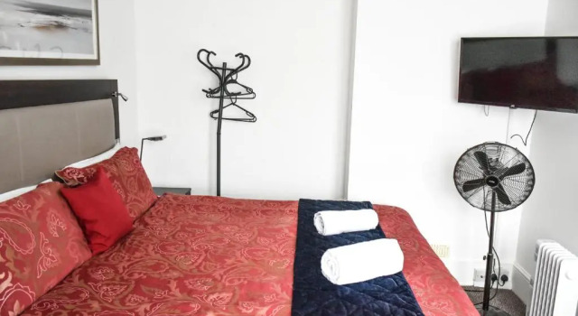 Двухместный номер Superior Gatwick Castle B&B