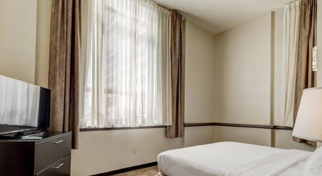 Люкс c 1 комнатой с видом на гавань Staybridge Suites Baltimore - Inner Harbor by IHG
