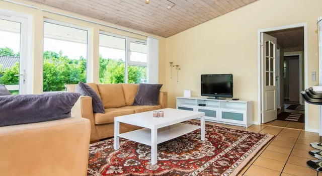 5 Star Holiday Home in Hovborg, Book Feriehus Sommerhuse i Hovborg, Hytte