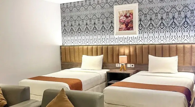 Двухместный полулюкс SM Tower Hotel and Convention Berau