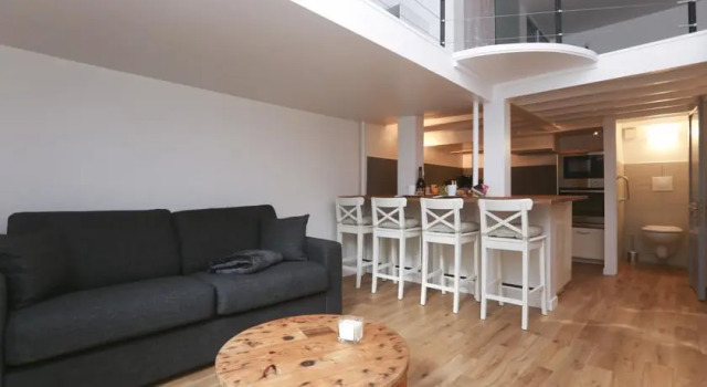 Close to the Palace Quartier St Louis, Book Apartment Versailles 