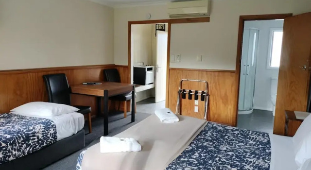 Otaki Motel, Забронировать Мотель Отели Отаки с завтраком, Завтраки