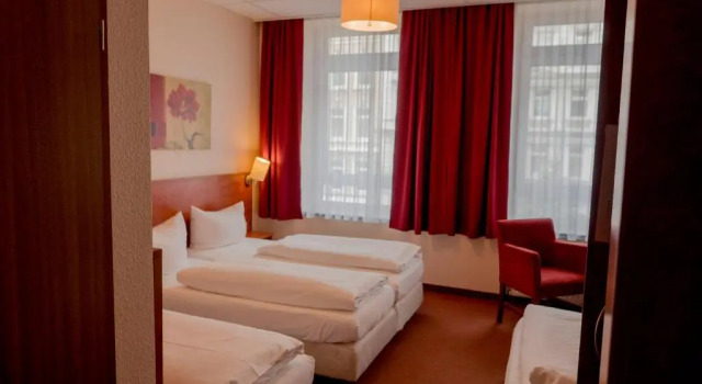 Четырёхместный номер Standard Hotel Residence am Hauptbahnhof