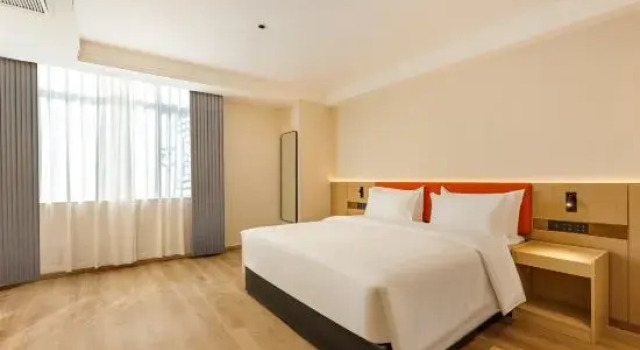 Люкс Deluxe Wind bell Hotel (Foshan Guicheng Metro Station)