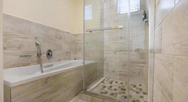 Апартаменты Charlotte's Bed and Breakfast