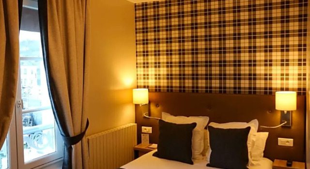 Номер Standard Best Western Le Cheval Blanc -Vue sur le port-plein centre ville