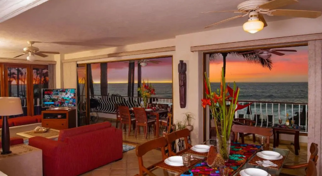 Апартаменты с 3 комнатами Ocean Front, 3 bedroom, 3 bathroom, Casa Natalia, Playa Esmeralda