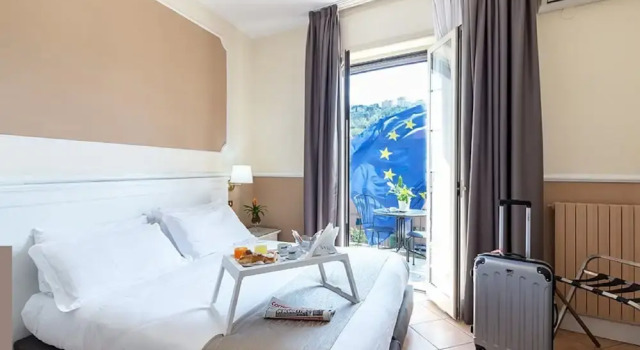 Двухместный номер Superior с балконом Hotel Leopardi