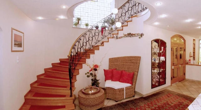 Villa Martini Boutiquehotel, Rezerwuj Willa Velden am Wörthersee 