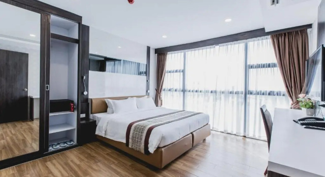 Люкс с видом на океан Golden Jomtien Beach Hotel
