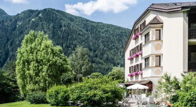 Romantik Hotel & Restaurant Stafler, Забронировать Отель Отели Кампо-ди-Тренс 4 звезды, 4*