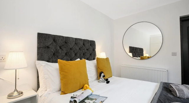 Апартаменты Luxury TYME Suites on Kingsway